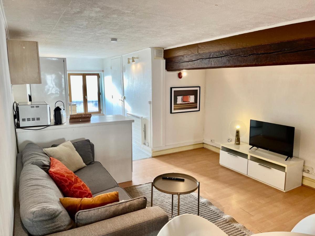 Suite Jason Villeurbanne Esterno foto